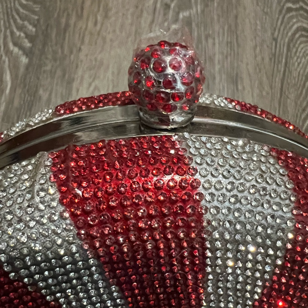 Red and White Clutch peppermint bag - Picture 3 of 7